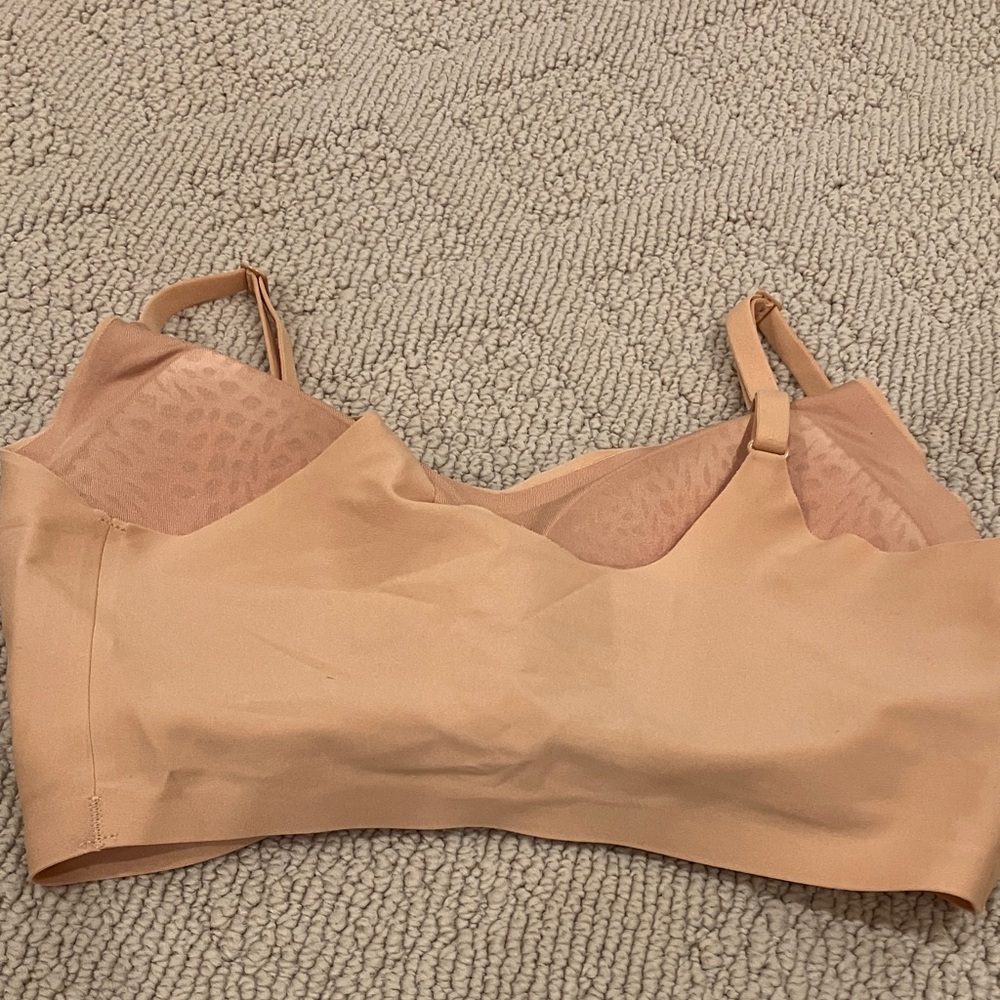 NEIWAI barely zero fixed cup wavy Bra - Picture 4 of 6